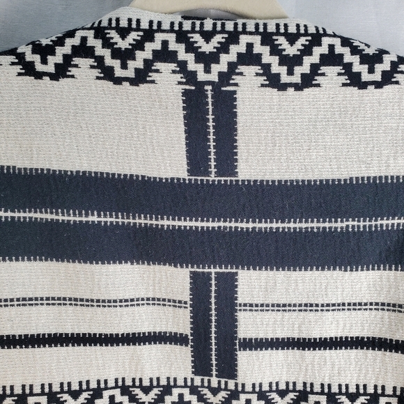 Bershka Outerwear Woven Black and White Fringe Wrap Jacket - Small - Picture 8 of 8